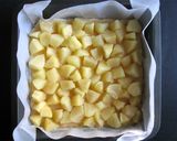 A picture of step 4 of Apple & Lemon Curd Shortcake.