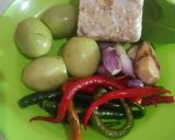 Foto langkah ke 1 dari resep Sayur Tempe Tomat Hijau.