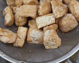 Foto langkah ke 1 dari resep Tahu Goreng Saus Cabe khas Vietnam (Dau Hu Sot Ca).