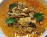 รูปขั้นตอนการทำที่ 8 ของ แกงกะทิไก่หยวกกล้วยเถี่อน