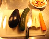 Foto del paso 2 de la receta: Ratatuil incompleto salchichado, sin tomate