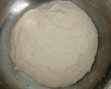 Foto langkah ke 2 dari resep Double Chocolate Sourdough Bread (74%).