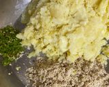 A picture of step 5 of Cheesy Potato & Chicken Cutlets.