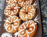 A picture of step 4 of Chicken donuts.
