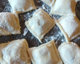 Foto del paso 6 de la receta: Sorrentinos con masa de cocción rápida