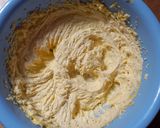 Foto langkah ke 1 dari resep #33. Marmer Cake  Super Lembut (resep Law Thomas).