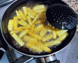Foto del paso 4 de la receta: Filetes de pechuga de pollo al limón y curry amarillo hingú