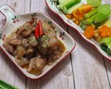 Hình bước làm 3 của món Mắm ruốc kho thịt đơn giản