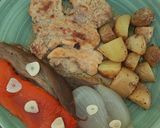 Foto del paso 9 de la receta: Filetes de pollo marinados acompañados de escalivada y patatas al horno con tomillo y limón