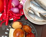 Foto langkah ke 1 dari resep Ikan Asin Balado.
