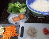 Foto langkah ke 1 dari resep Shirataki goreng pelangi.