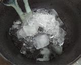 鹹鴨蛋涼拌山苦瓜的食譜步驟1照片