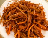 Hình bước làm 3 của món Củ Ngưu Bàng xào cà rốt