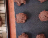 Foto del paso 3 de la receta: Cookies doble chocolate 🇺🇸 "Dark chocolate chocolate chip" copycat cookies Levain Bakery®
