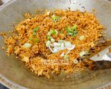 Foto langkah ke 4 dari resep Nasi Goreng Padang.