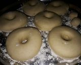 A picture of step 3 of Doughnuts.