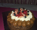 Foto del paso 1 de la receta: Brownie con dulce de leche, Chantilly, frutillas y arándanos