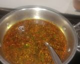 A picture of step 4 of Roasted papad curry.