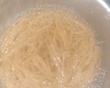 A picture of step 2 of Spaghetti and eggs.