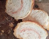 Foto del paso 2 de la receta: Pan relleno con salame y queso