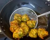 मेथी पकोड़े (Methi ke pakode recipe in Hindi) रेसिपी चरण 8 फोटो
