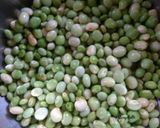 A picture of step 1 of Lilvaa Canapes.