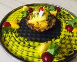 A picture of step 5 of Mango salsa tart.
