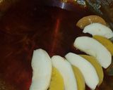 Foto del paso 2 de la receta: Torta invertida de durazno y manzana.😋🍎🍑