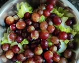 લેટસ એન્ડ ગ્રેપ્સ સલાડ (Lettuce and Grapes Salad Recipe In Gujarati) રેસીપી સ્ટેપ2ફોટો