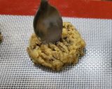 Foto del paso 3 de la receta: 🪻Galletitas de harina de almendras, harina de avena, miel y lavanda 🪻
