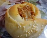A picture of step 8 of Chicken flower bread 🍞🍞.