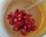 Foto del paso 7 de la receta: Bizcocho de fresas