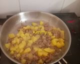 Hình bước làm 3 của món Bò bằm khoai tây
