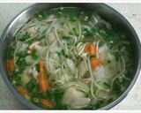 Foto langkah ke 2 dari resep Mie Kuah + Daging AyamMie Kuah + Daging Baby.