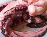 Foto del paso 1 de la receta: Pulpo sobre crema de patatas