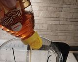 A picture of step 1 of Banana Honey Smoothie.