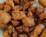 A picture of step 5 of Sweet and Sour Chicken with Sesame.