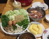 รูปขั้นตอนการทำที่ 4 ของ จิ้มจุ่มง่ายๆ😋🍴🐖🥬💕