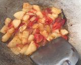 A picture of step 1 of Pear stew pork belly.