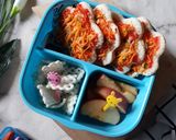 Foto langkah ke 5 dari resep Mini Pizza.