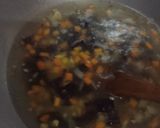 Foto langkah ke 2 dari resep Sup Telur Jagung.