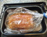 Foto del paso 8 de la receta: Lomo de cerdo entero macerado y al horno