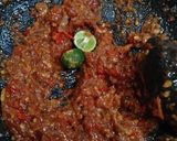 Foto langkah ke 3 dari resep Sambel Ikan Panggang (Iwak Pe).