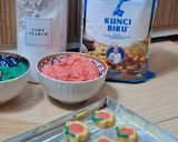 Foto langkah ke 8 dari resep Xmas Tree Butter Cookies 🎄.