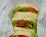 Foto langkah ke 7 dari resep Roti Kukus Pontianak Isi Rendang Ayam Suwir.