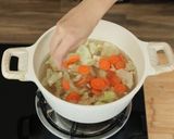 Foto langkah ke 3 dari resep Sup Bakso Lohua Ayam / Bakso Rambutan Devina Hermawan.