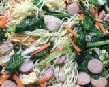 Foto langkah ke 3 dari resep Mie goreng.