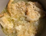 A picture of step 5 of French Onion Soup.