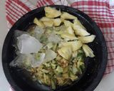 Foto langkah ke 4 dari resep Rujak mangga cincang.