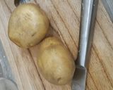 Foto langkah ke 2 dari resep Homemade Potato Wedges.